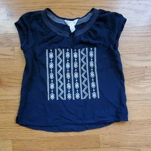 Forever 21 girls navy top with white embroidery